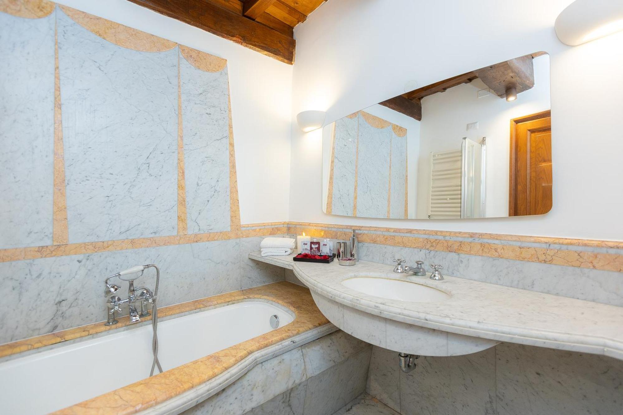 Timeroma Suites Kültér fotó